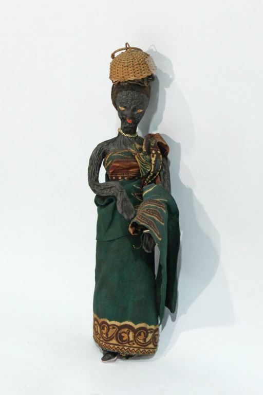 非洲婦女娃娃