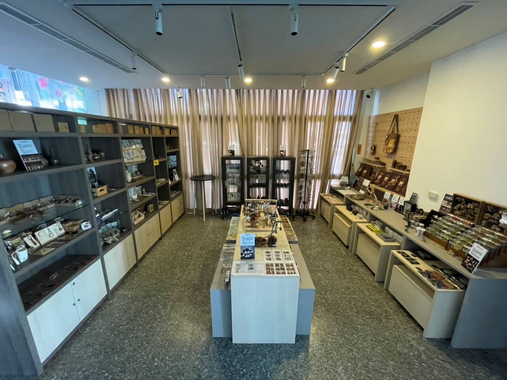 【轉知】115年花蓮縣考古博物館文化商店徵件公告(1)