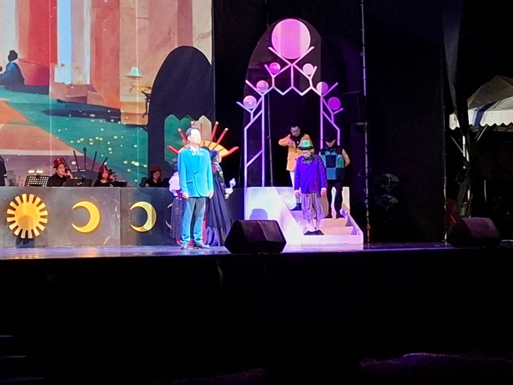 之前的演出照片